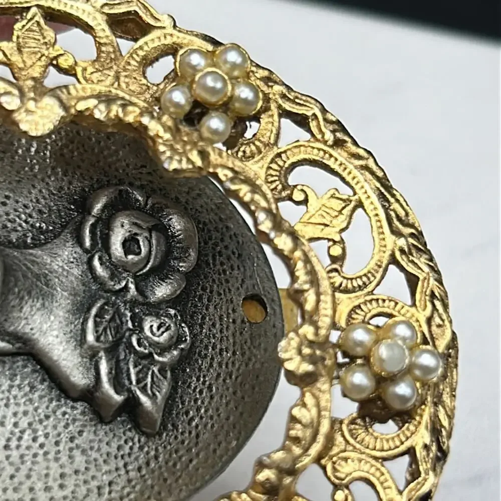 Vintage gold plated Cameo Brooch Pearl Flower Design, Pewter in Frame READ #534